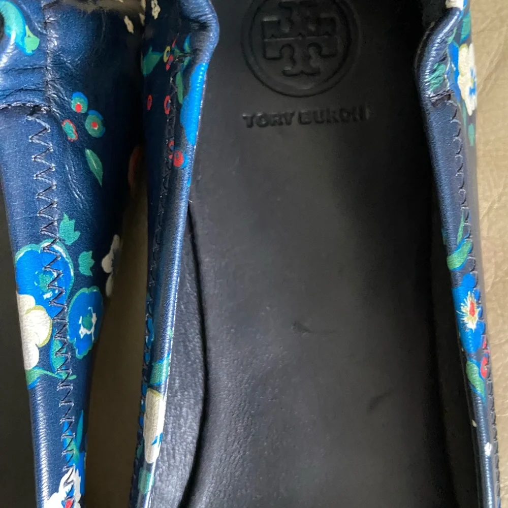 Tory Burch Minnie Blue Travel Ballet Pansy Bouquet Flats size 9 - Picture 6 of 10